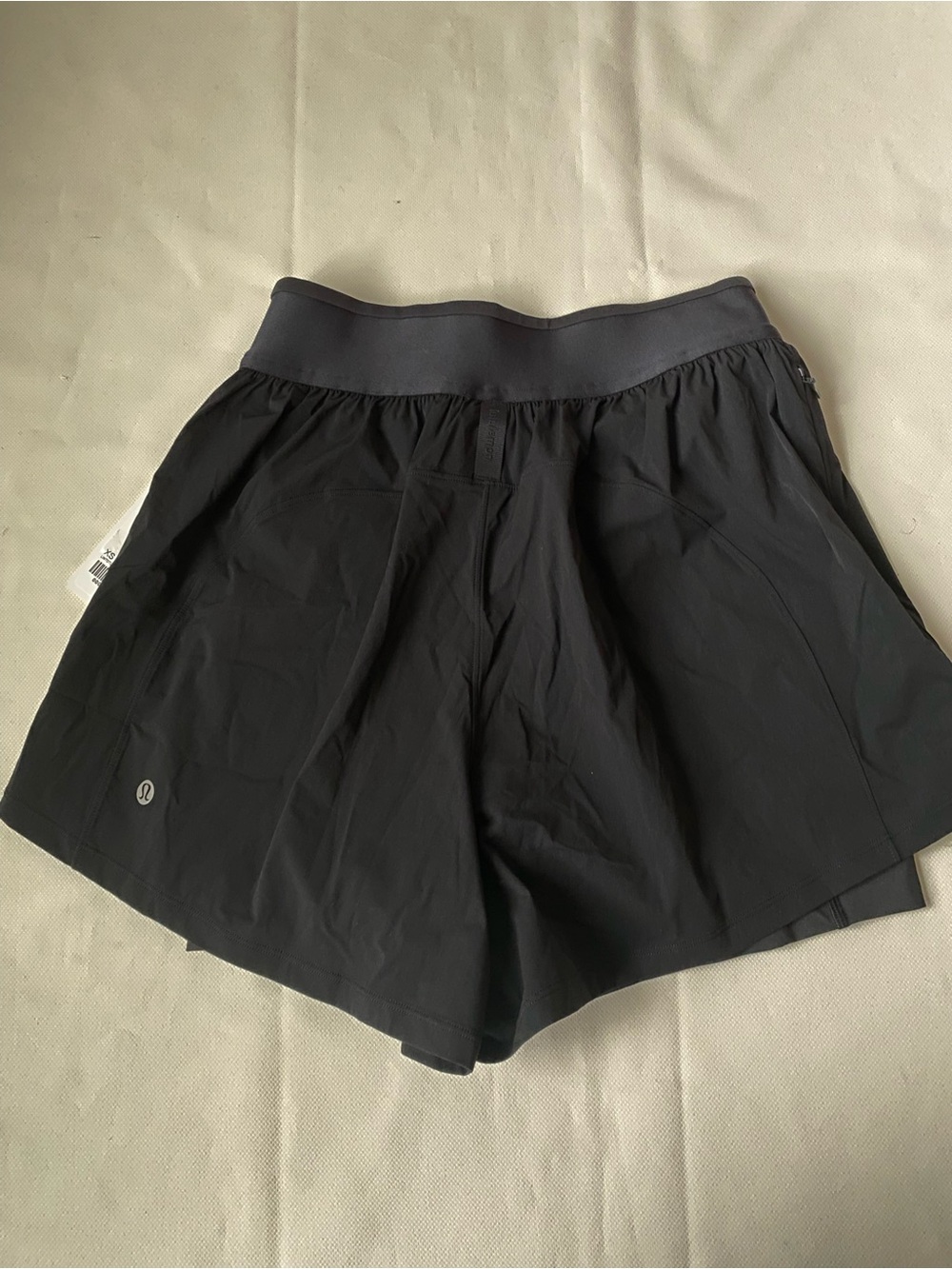 Lululemon License to Train Super-High-Rise Lined Short 3.5" - Picture 2 of 9